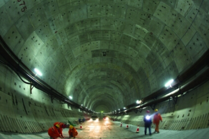 Slender West Lake Tunnel 1024 ensembles complets de lumières LED installées